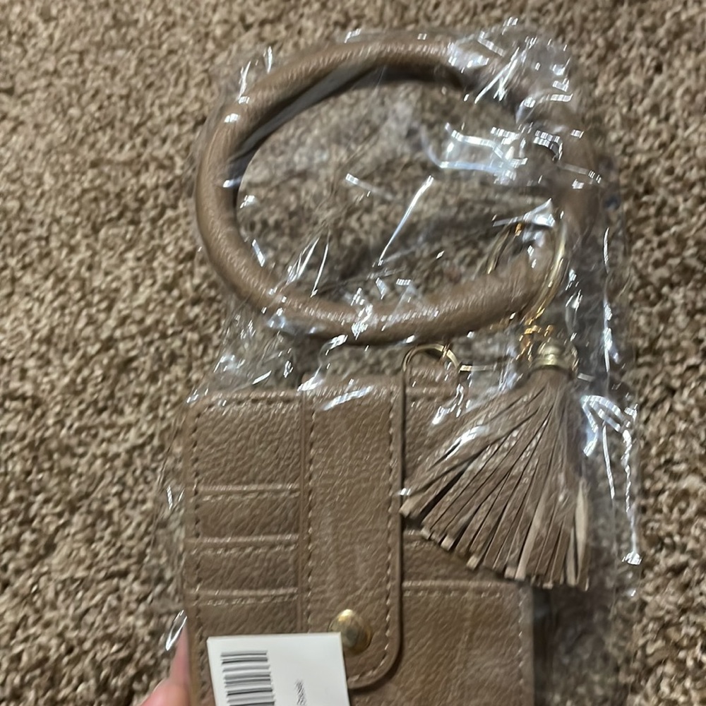 Wallet bracelet - Picture 2 of 2